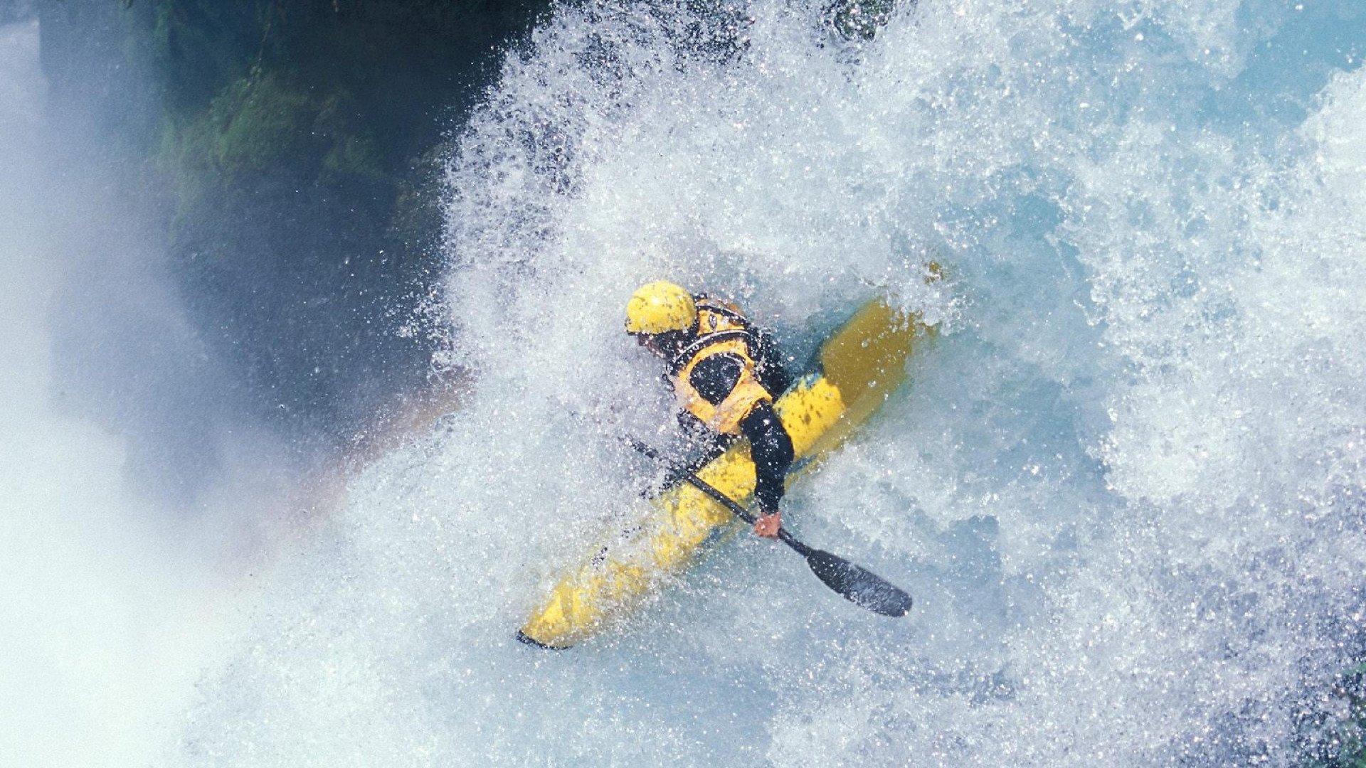 中国游泳队闪耀世锦赛,张雨霏再破亚洲纪录夺金