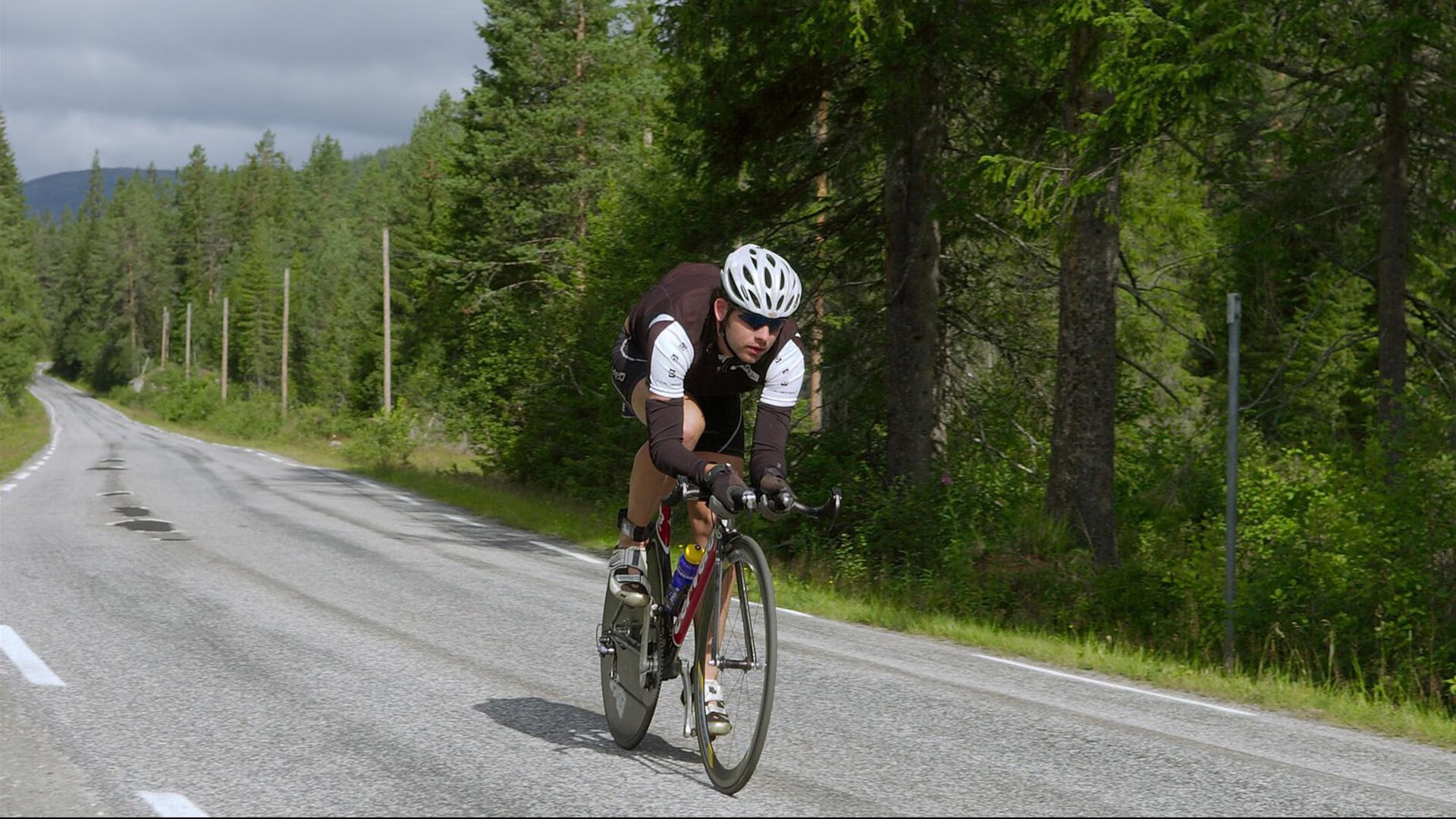 自由式滑雪世界杯落幕 中国小将斩获双冠创历史